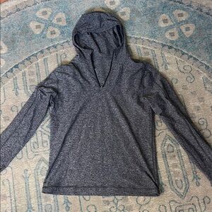 Lululemon Men’s Gray Hooded Long Sleeve Pullover Sweater/Jacket